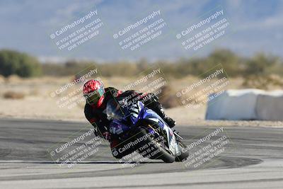 media/Dec-07-2025-CVMA (Sun) [[3e7d2de5dc]]/Race 4-Supersport Middleweight/